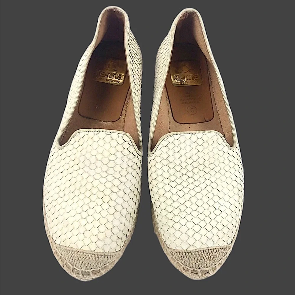 Kanna Dora Leather Snake Embossed Espadrilles Sz 6